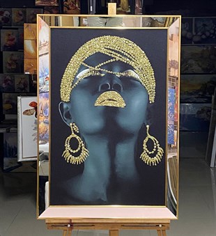Ayna Çerçeveli Kanvas Tablo Altın Simli Küpeli Afrikalı Kadın